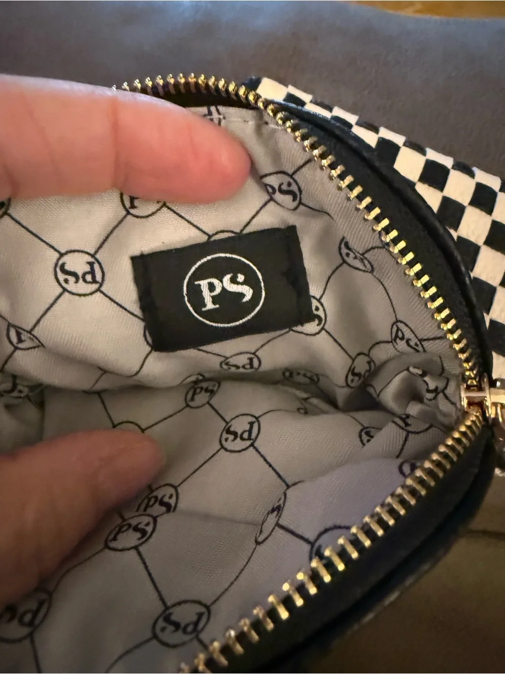 Pretty simple Pebbled Leather Wristlet with Black & White Check Card Holder